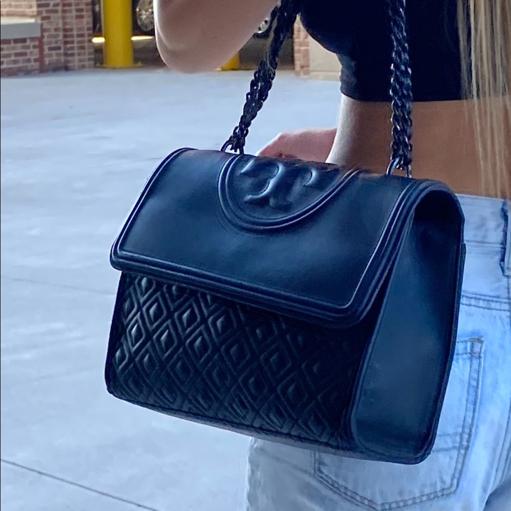 Stunning Matte Black Tory Burch Cross Body!